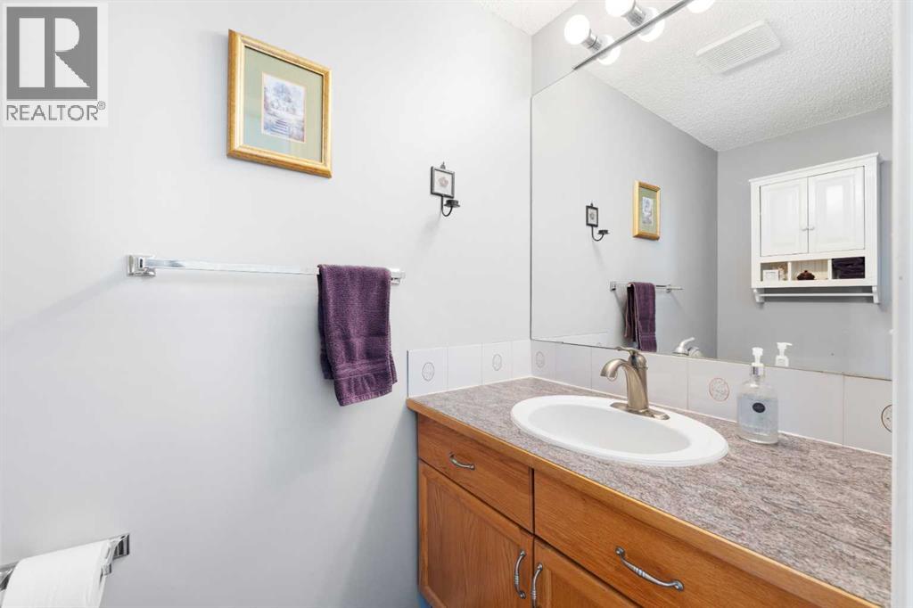 Single Family House for Sale in  Tuscany Valley View NW Tuscany Calgary 