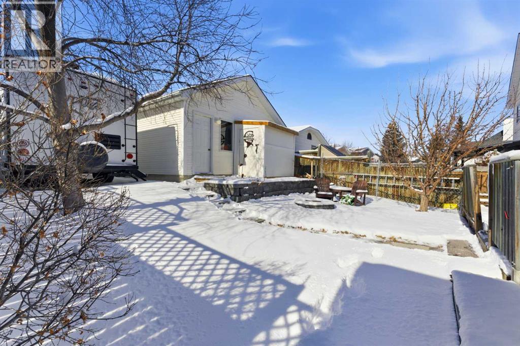 Single Family House for Sale in  Tuscany Valley View NW Tuscany Calgary 