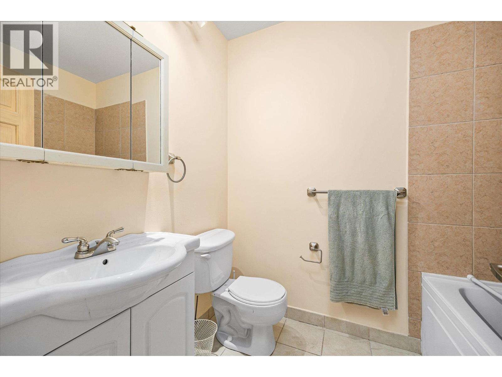  3765 Lornell Crescent, Peachland