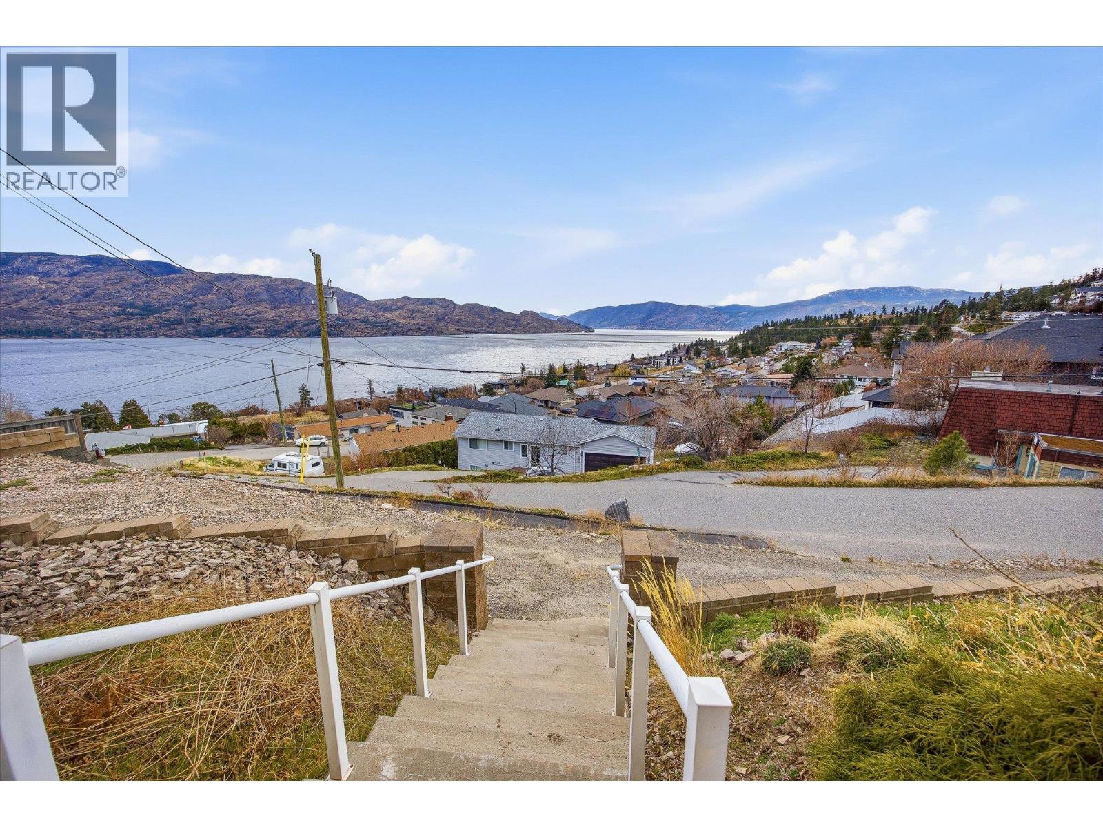  3765 Lornell Crescent, Peachland