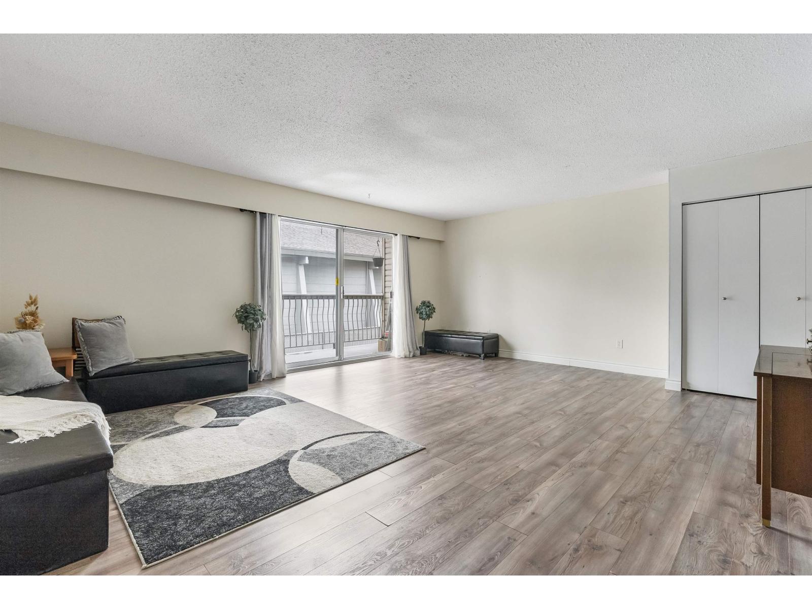 #221-11806 88 Avenue, Delta
