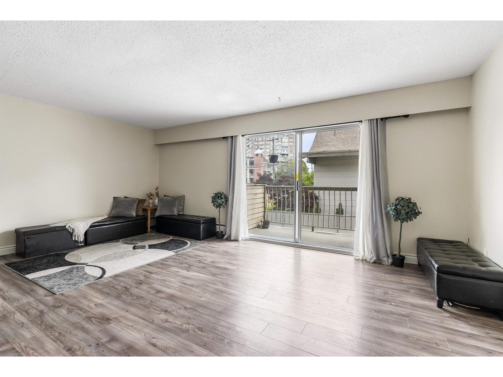 #221-11806 88 Avenue, Delta