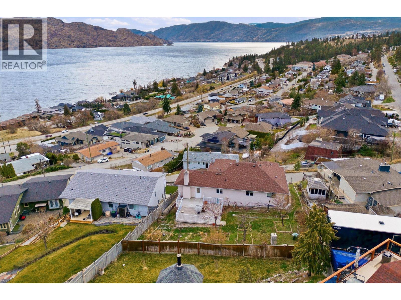  3765 Lornell Crescent, Peachland