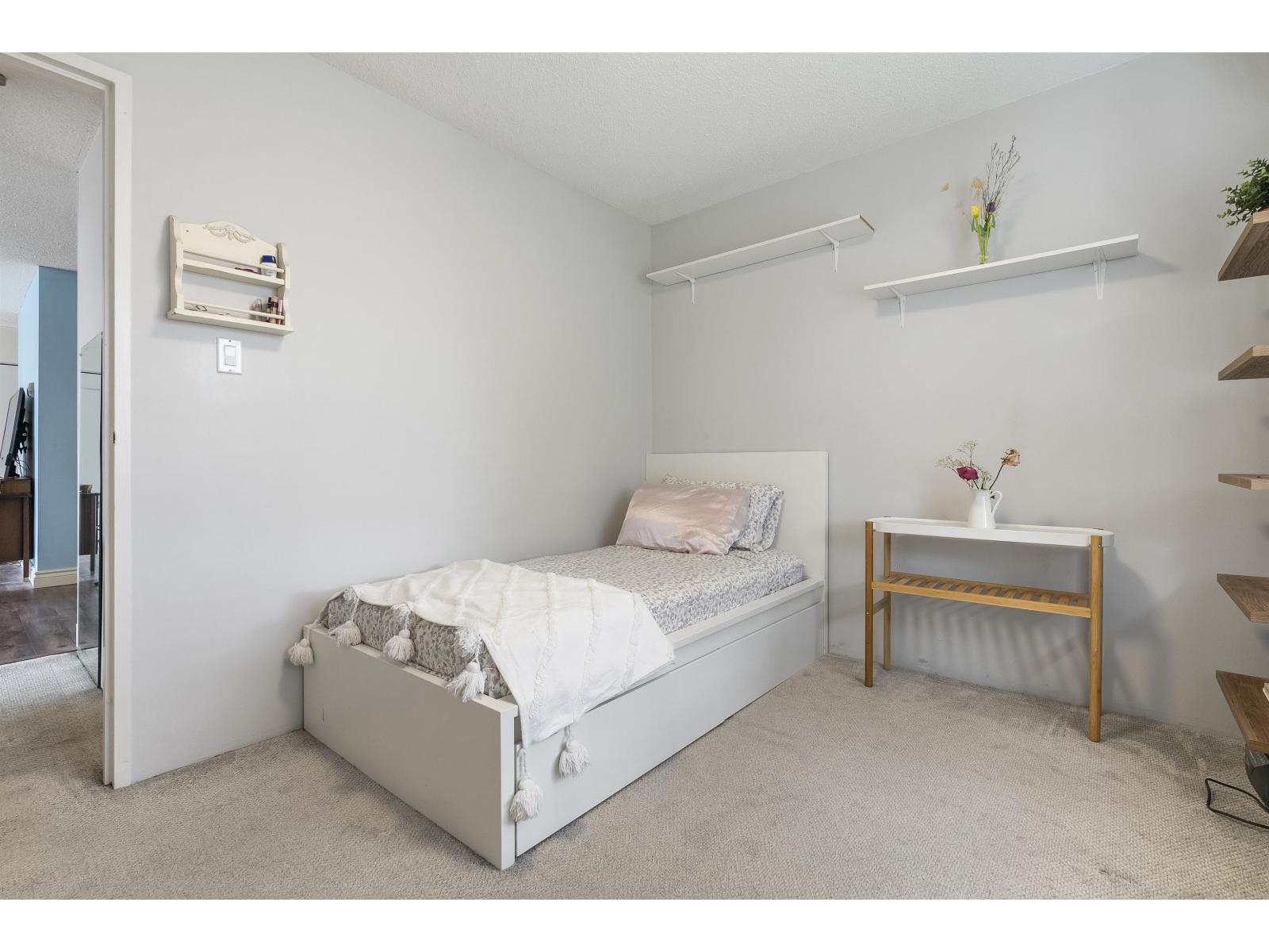 #221-11806 88 Avenue, Delta