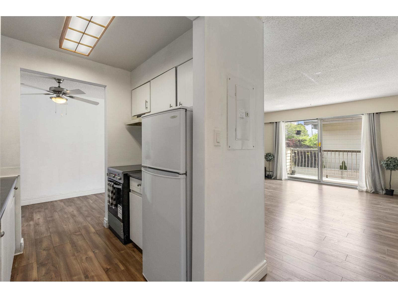 #221-11806 88 Avenue, Delta