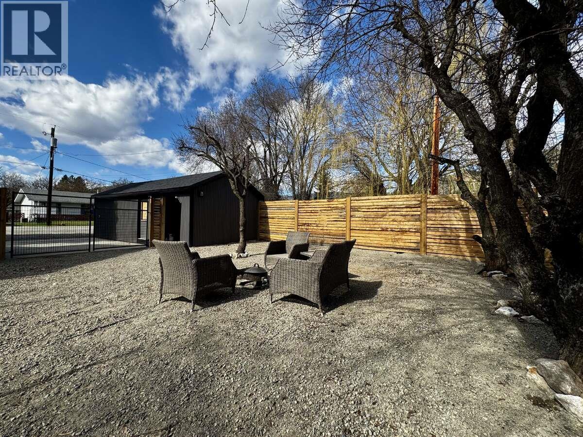 987 Kettle River Drive, Grand Forks