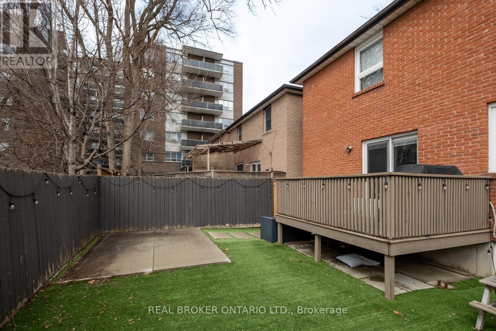 276 GOWAN AVENUE - 47