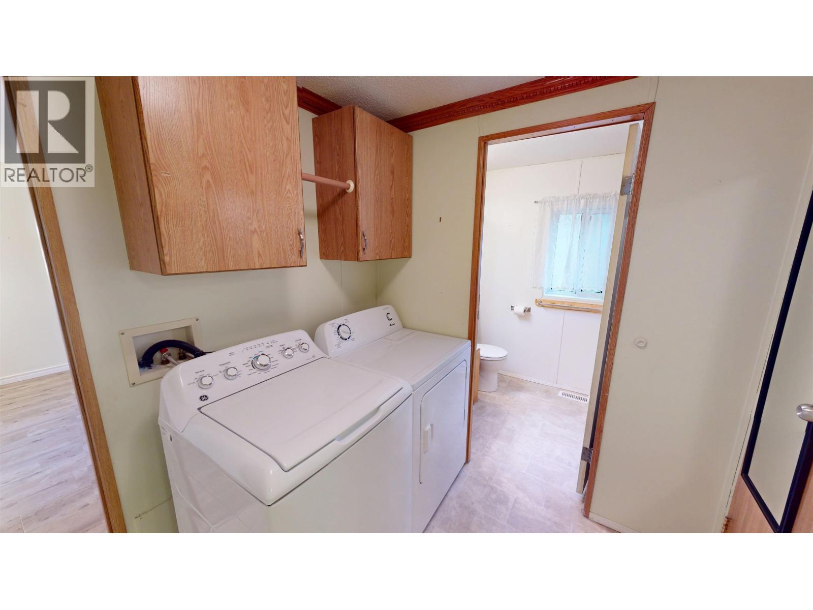 #2 2221 QUARTZ AVENUE - 13