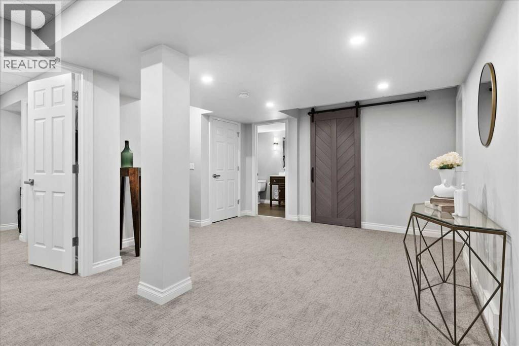 255 Gleneagles View, Cochrane