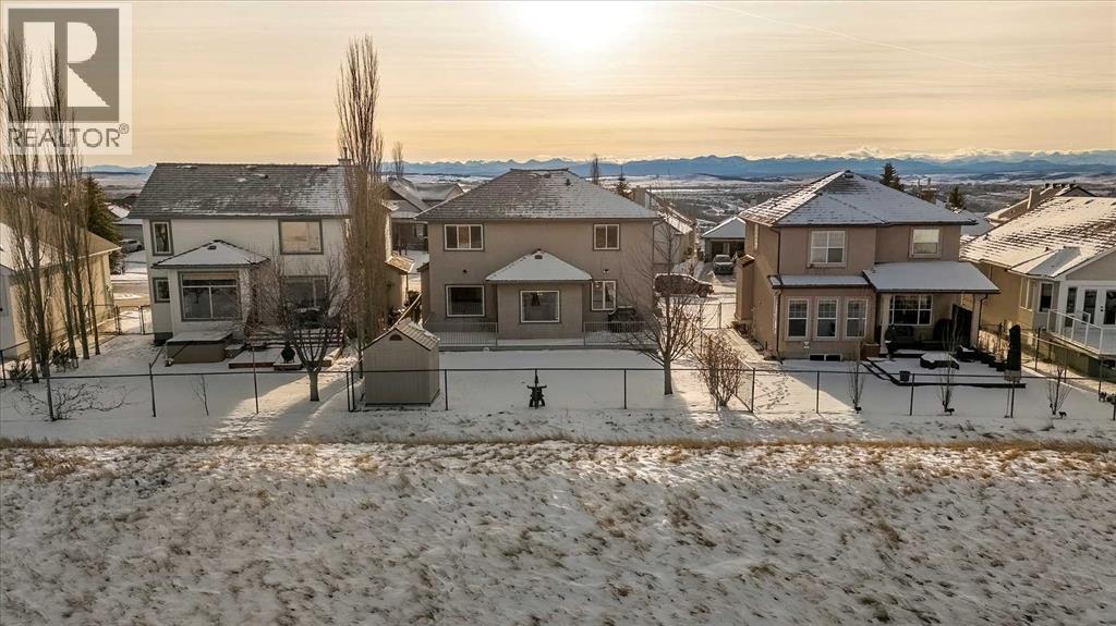 255 Gleneagles View, Cochrane