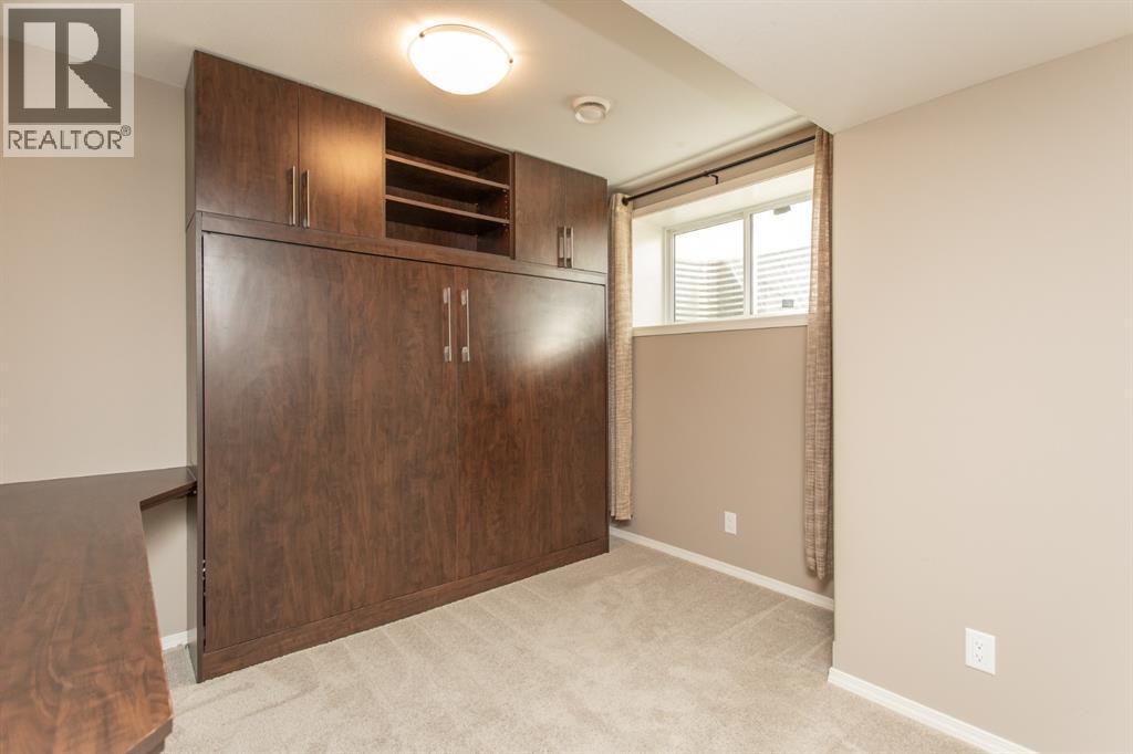 30 Carleton Avenue, Red Deer