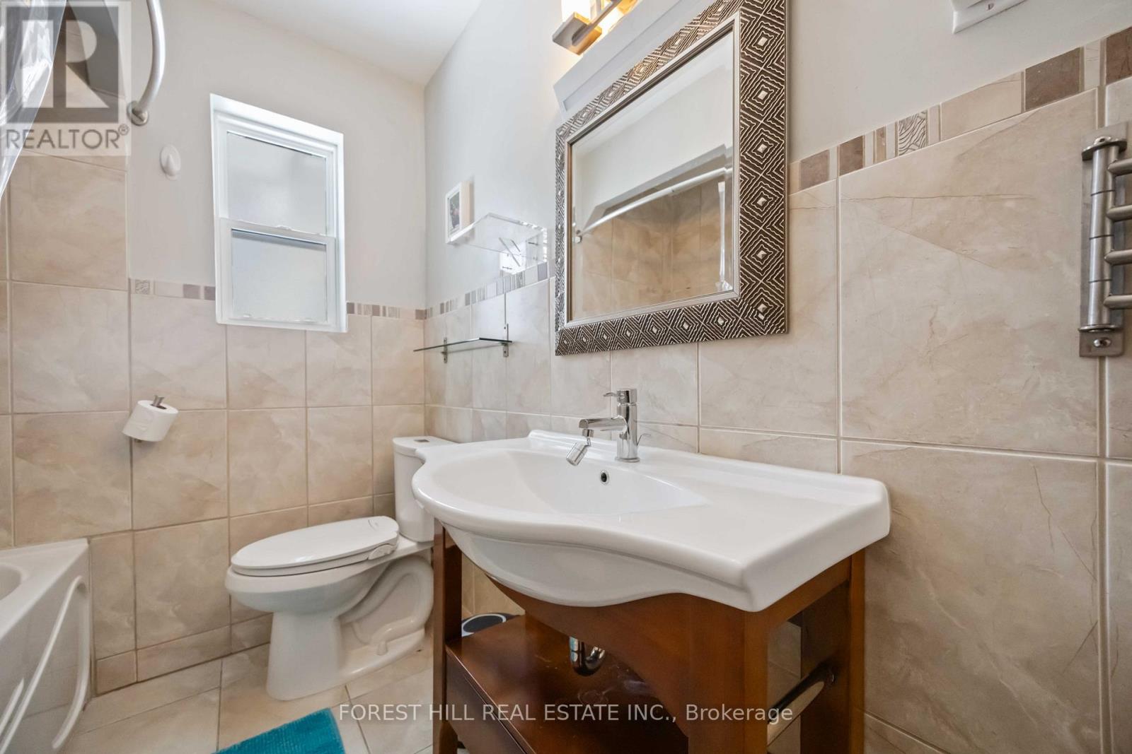 44 ADDISON CRESCENT - 23