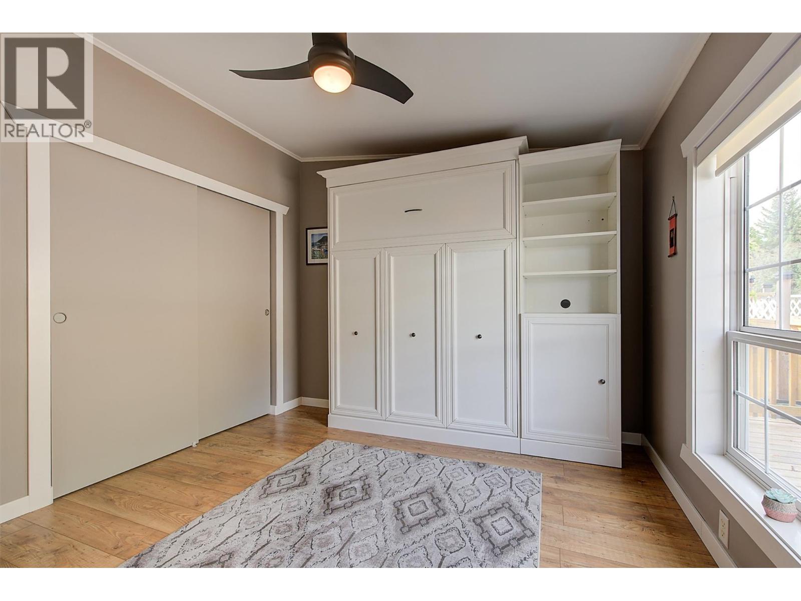 #80 1750 LENZ ROAD - 32