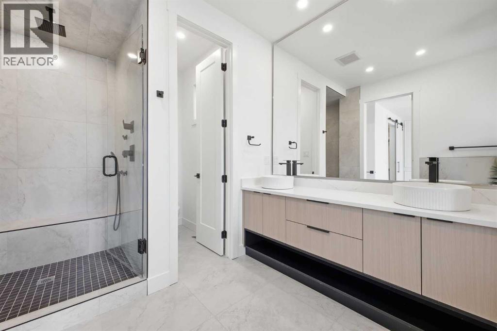 Single Family House for Sale in   Street NE Winston Heights/Mountview Calgary 