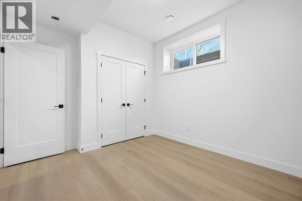 Single Family House for Sale in   Street NE Winston Heights/Mountview Calgary 