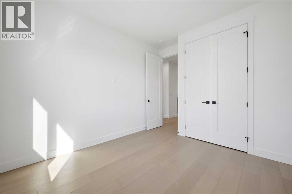 Single Family House for Sale in   Street NE Winston Heights/Mountview Calgary 