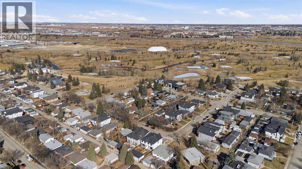 Single Family House for Sale in   Street NE Winston Heights/Mountview Calgary 