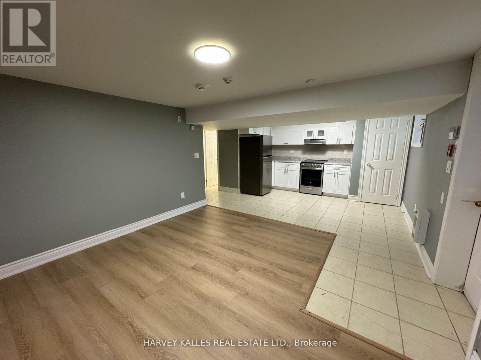 7 - 775 OSSINGTON AVENUE