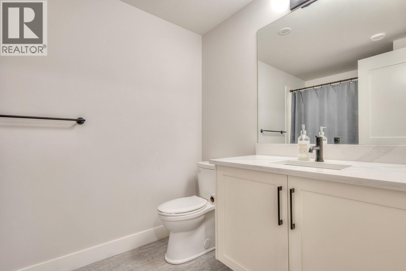 1865 Viewpoint Crescent, West Kelowna