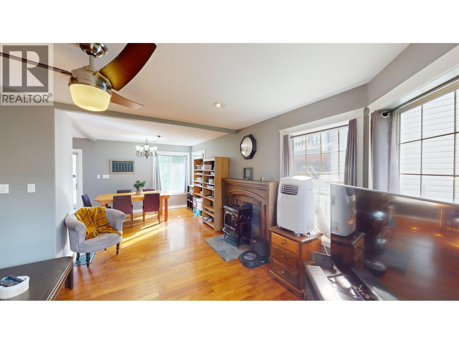 510 DIXON STREET - 5