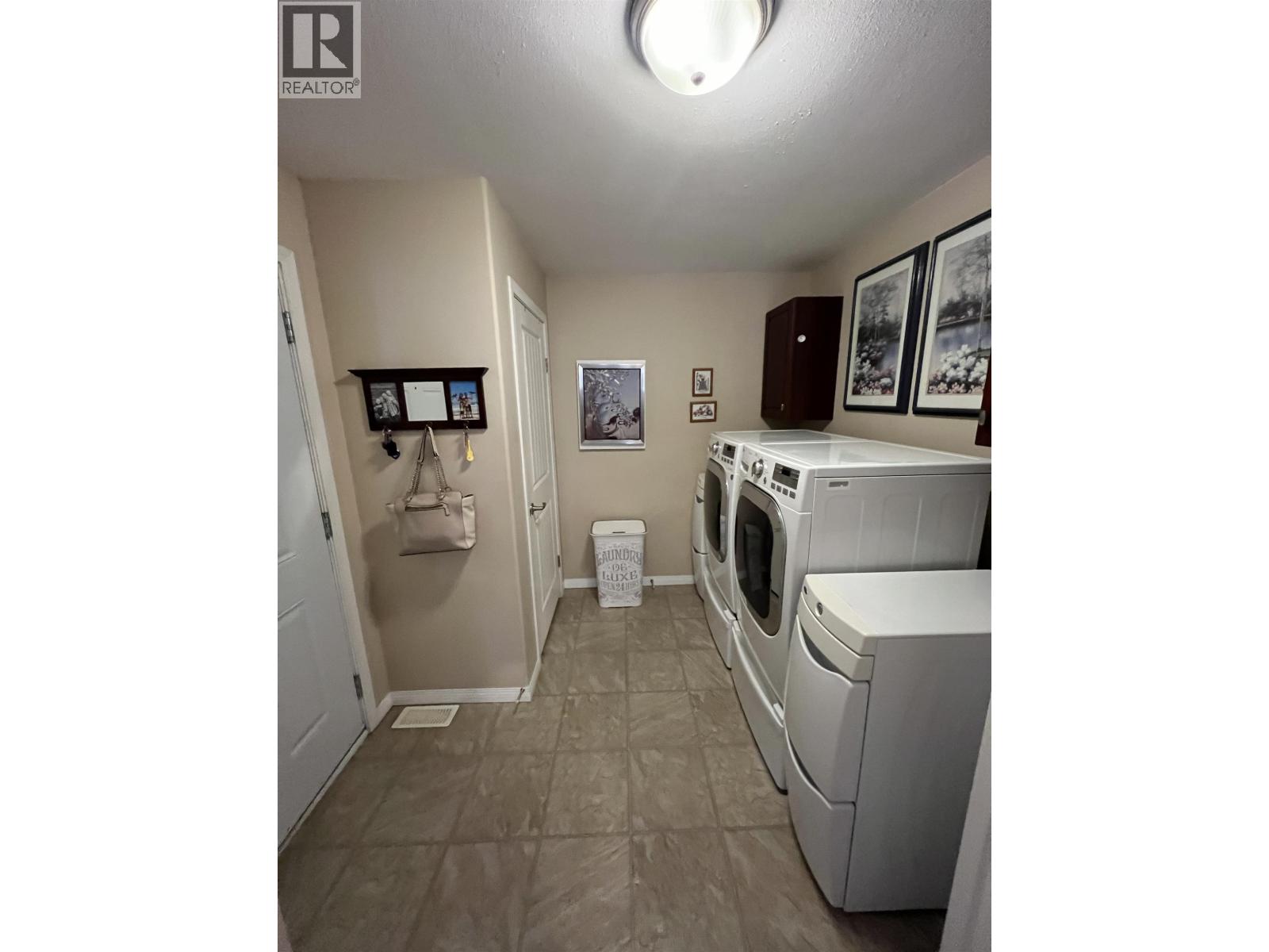 4 RESERVE ROAD, Fort Nelson