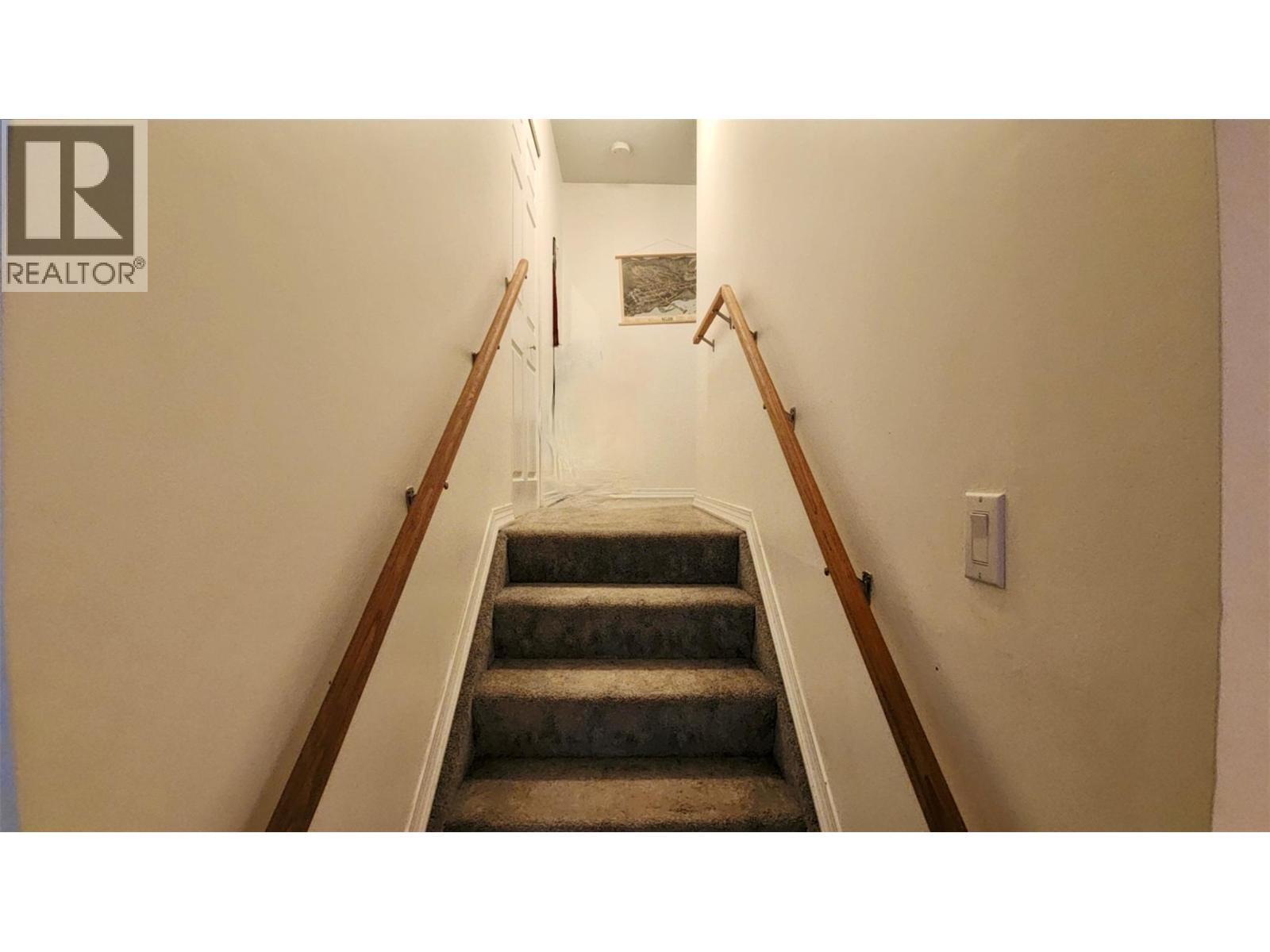 1010 GILKER Street - 20