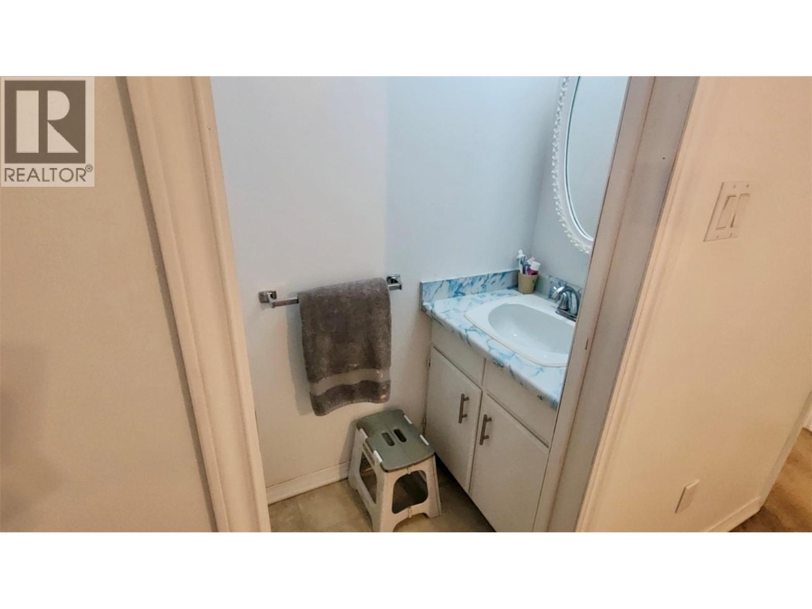 1010 GILKER Street, Nelson