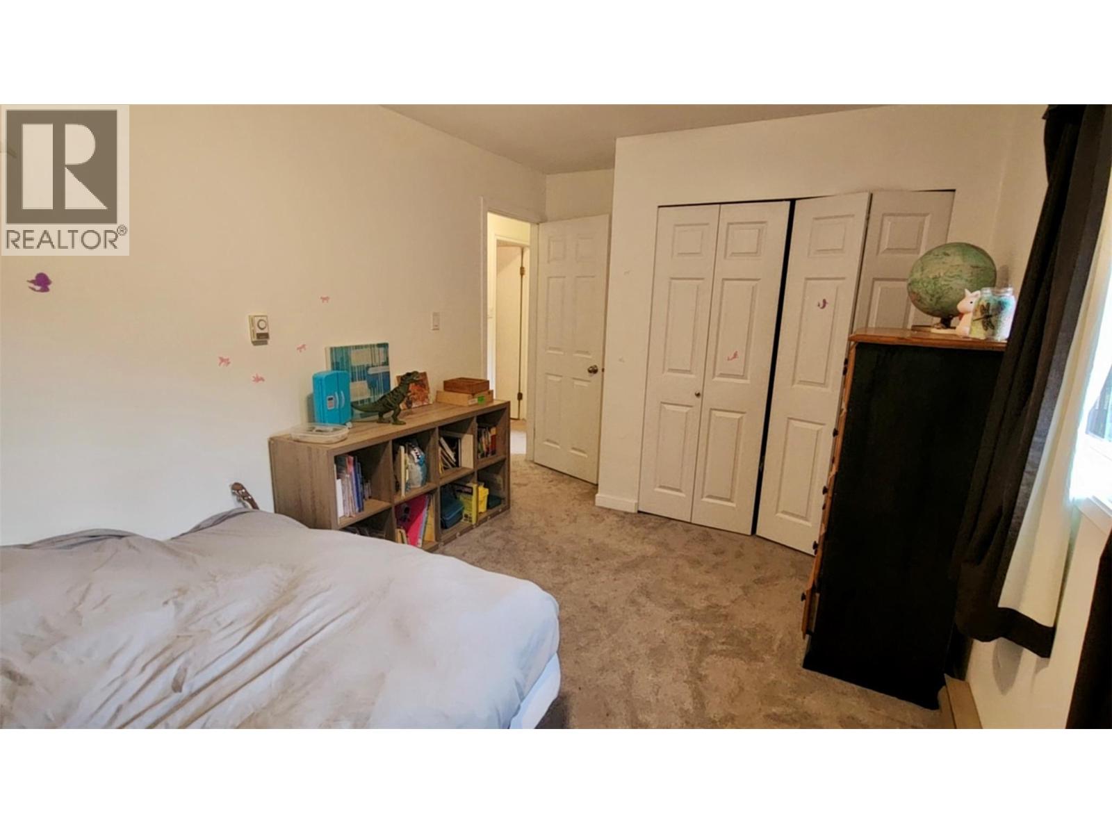1010 GILKER Street - 28