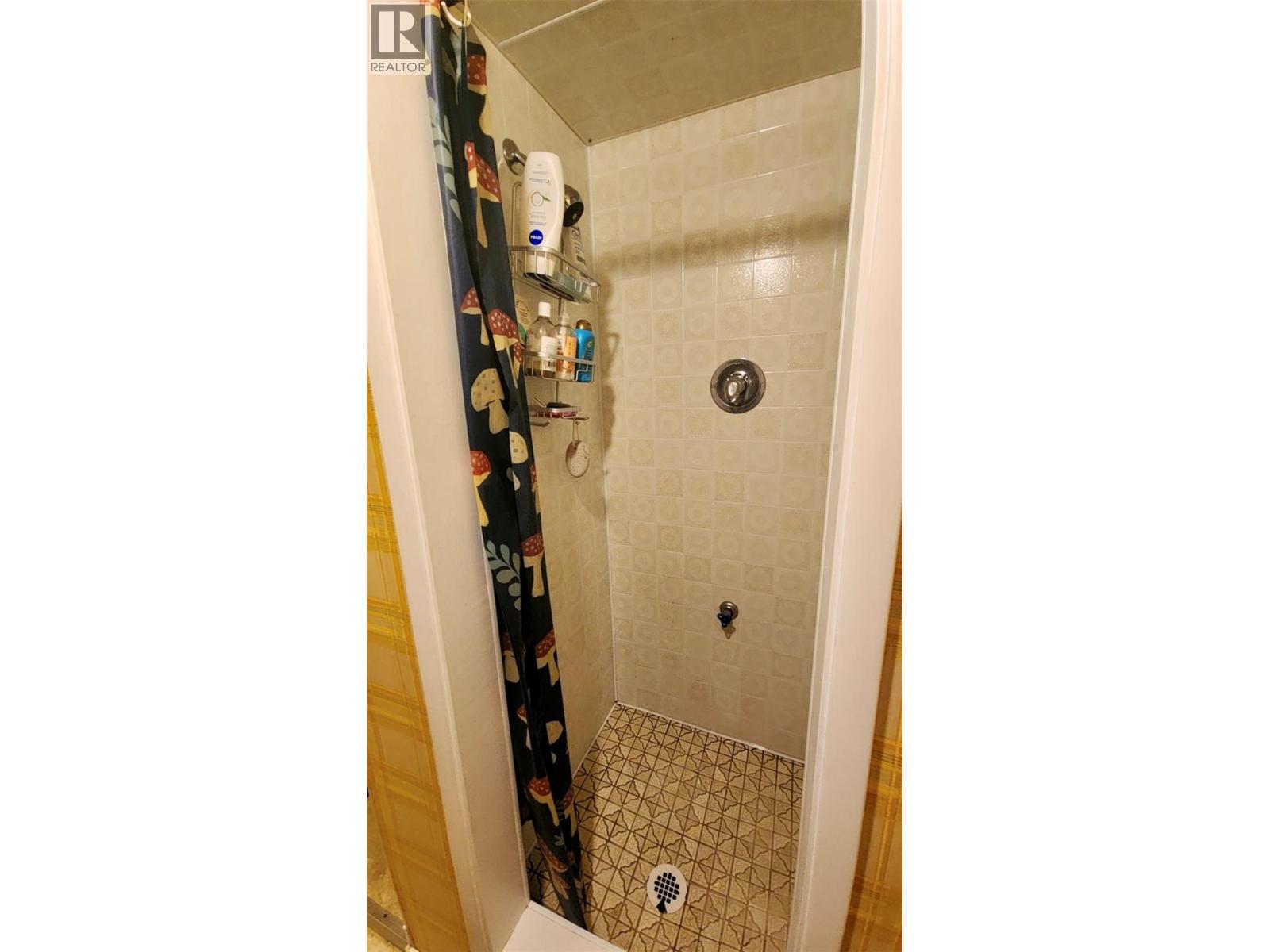 1010 GILKER Street, Nelson