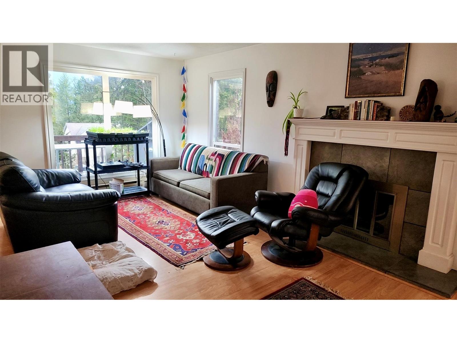 1010 GILKER Street, Nelson