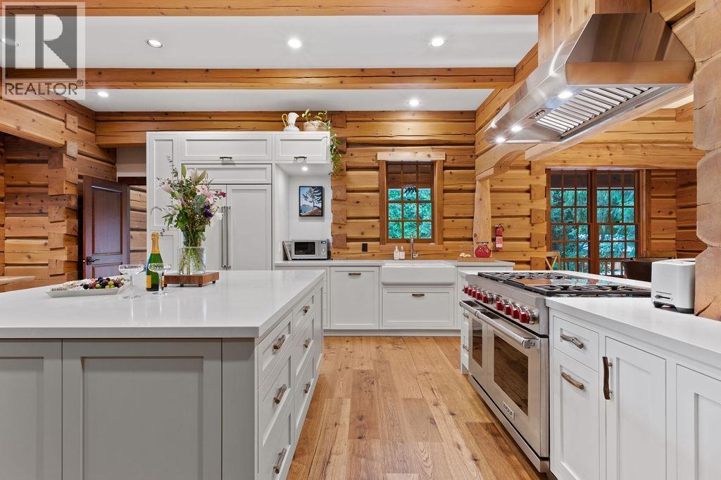 1710 HIGHWAY 99, Pemberton