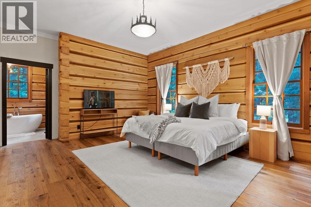 1710 HIGHWAY 99, Pemberton