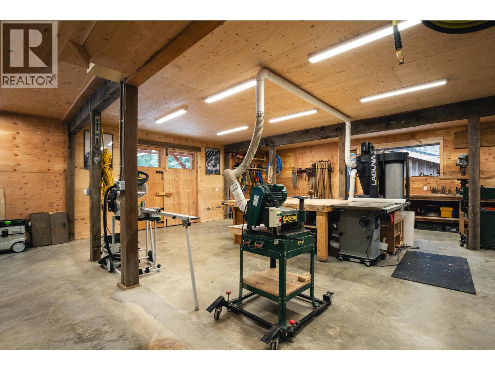 1710 HIGHWAY 99, Pemberton