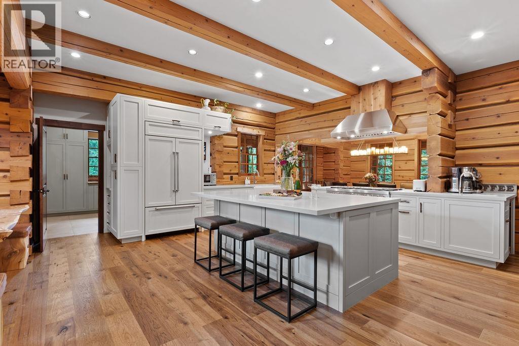 1710 HIGHWAY 99, Pemberton