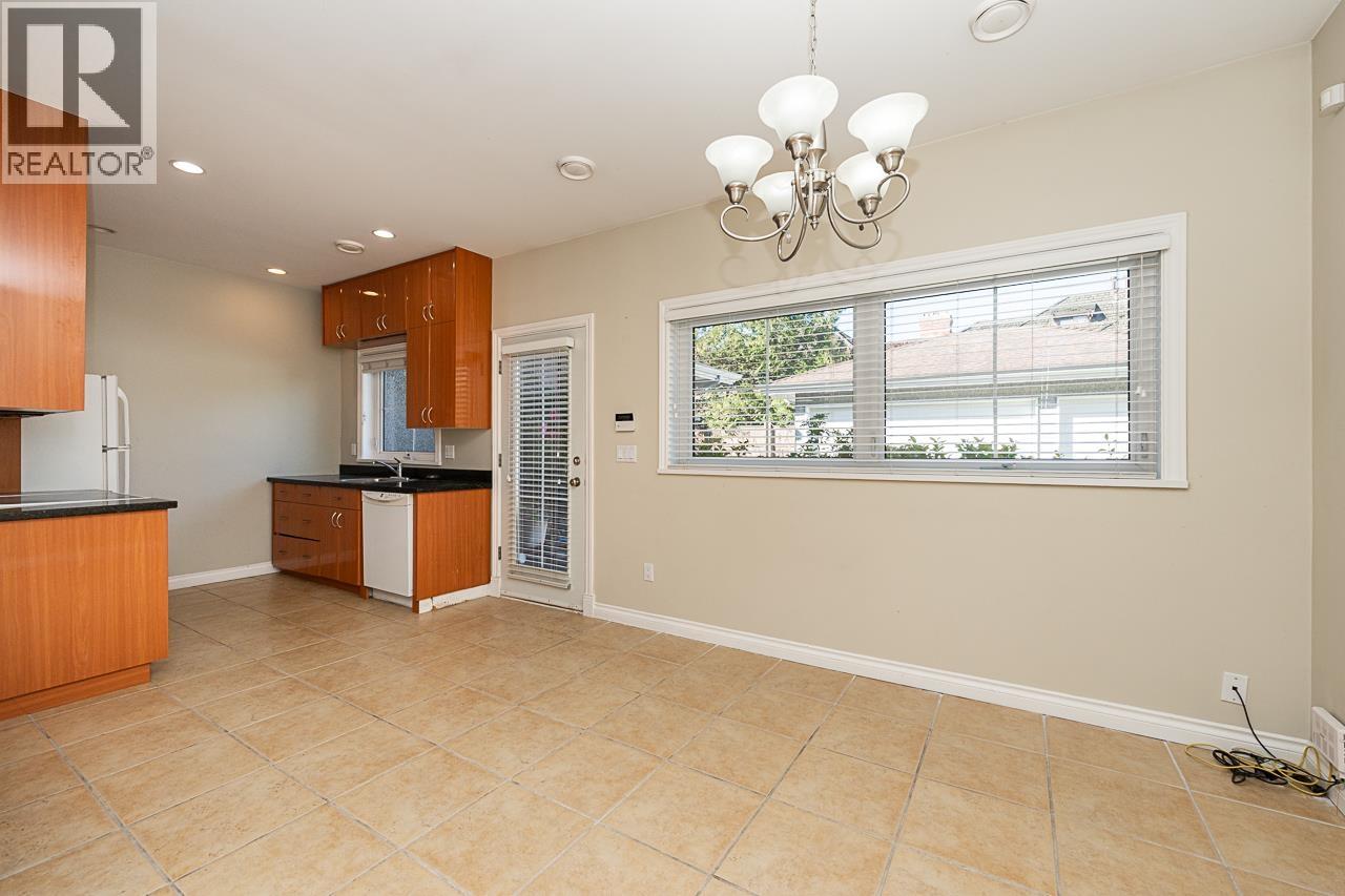 8671 MINLER Road, Richmond