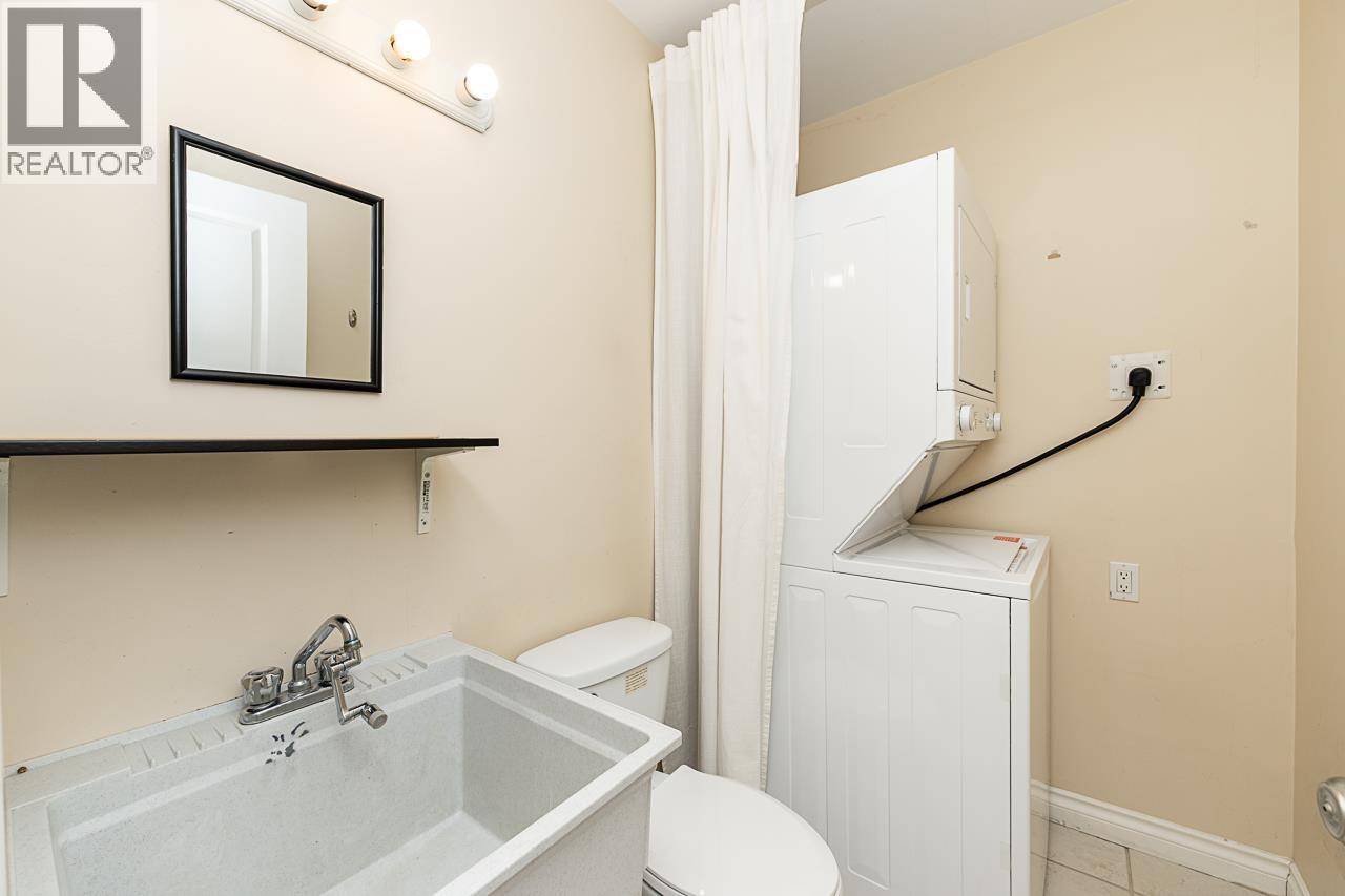 8671 MINLER Road, Richmond