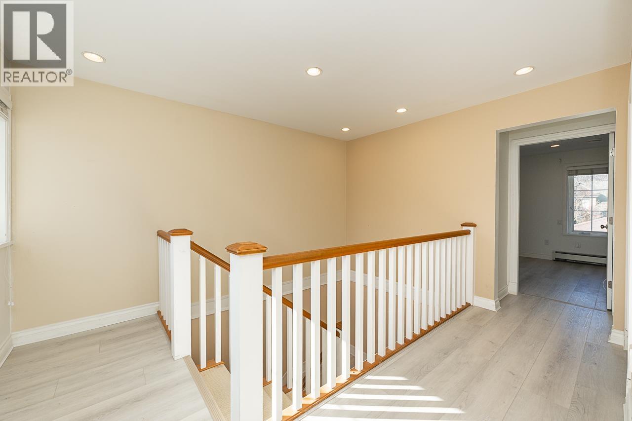 8671 MINLER Road, Richmond