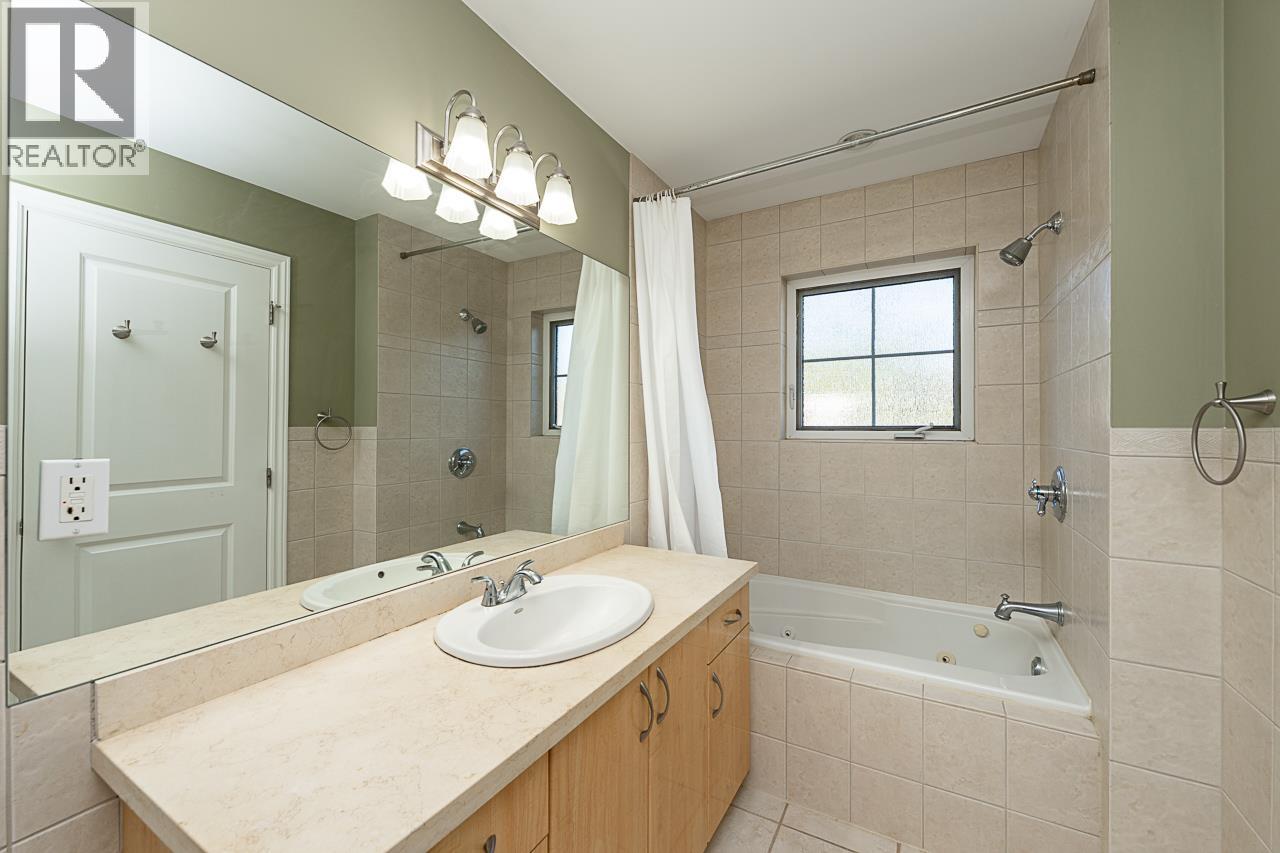 8671 MINLER Road, Richmond