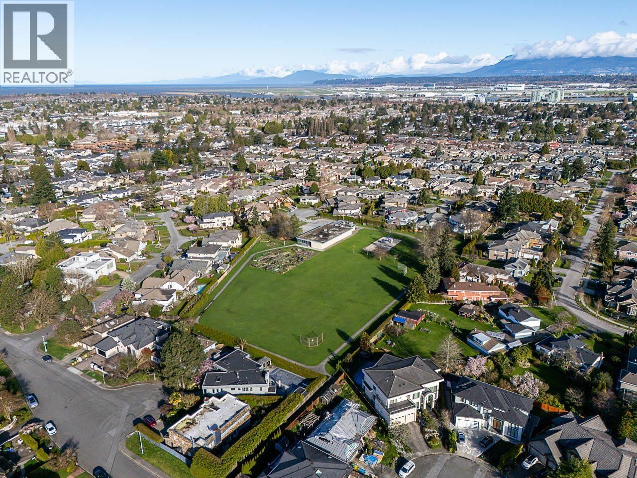 8671 MINLER Road, Richmond