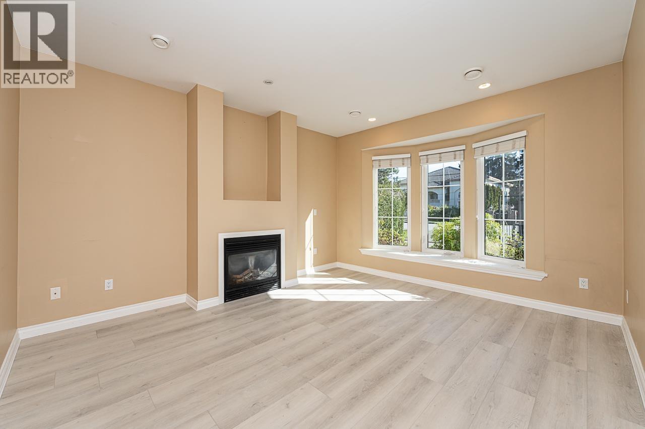 8671 MINLER Road, Richmond