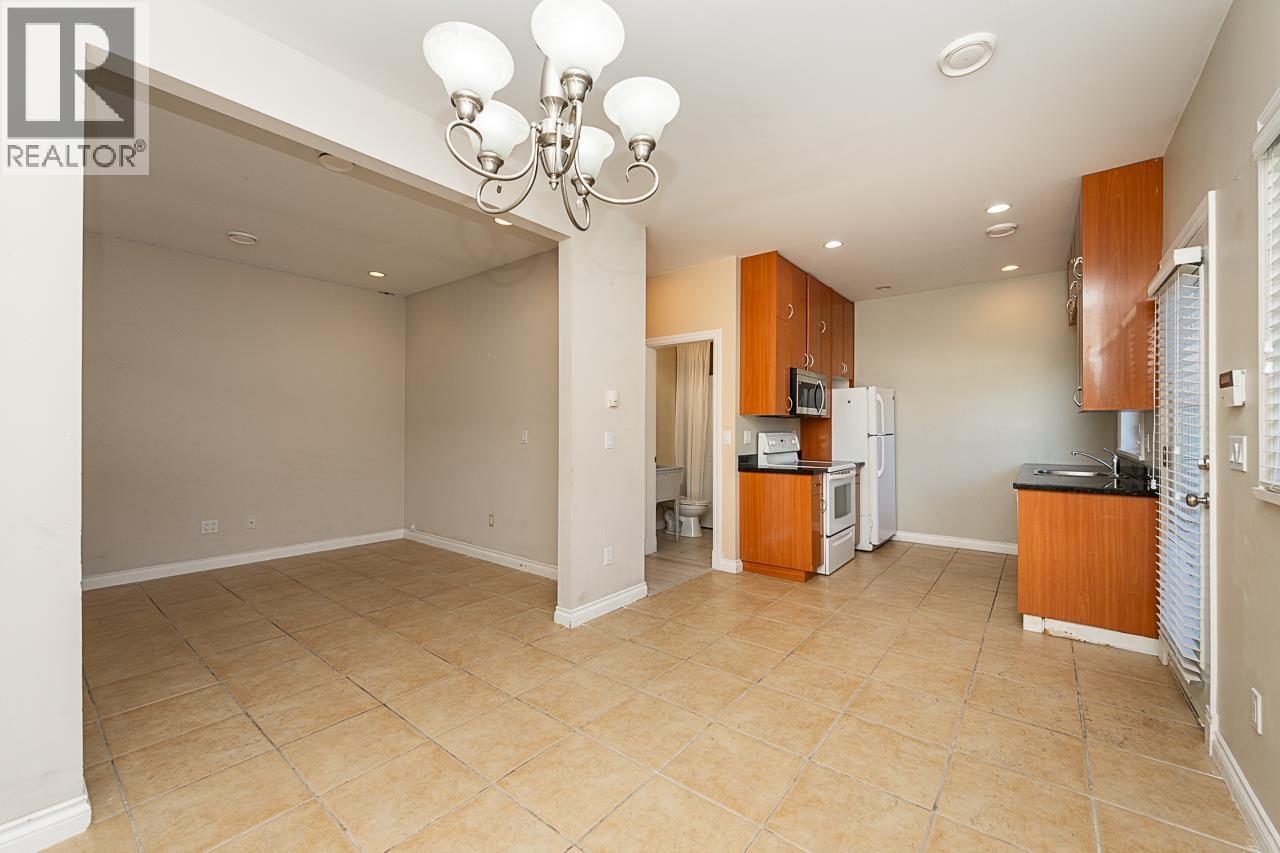 8671 MINLER Road, Richmond