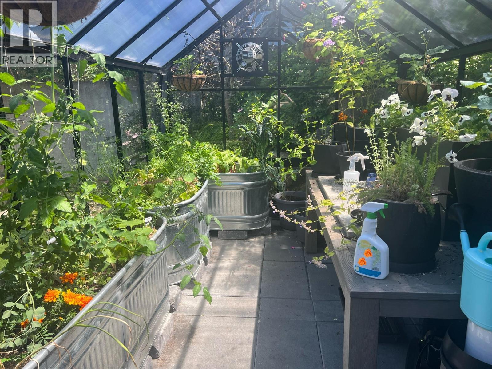 6252 OVERSTONE DRIVE, West Vancouver