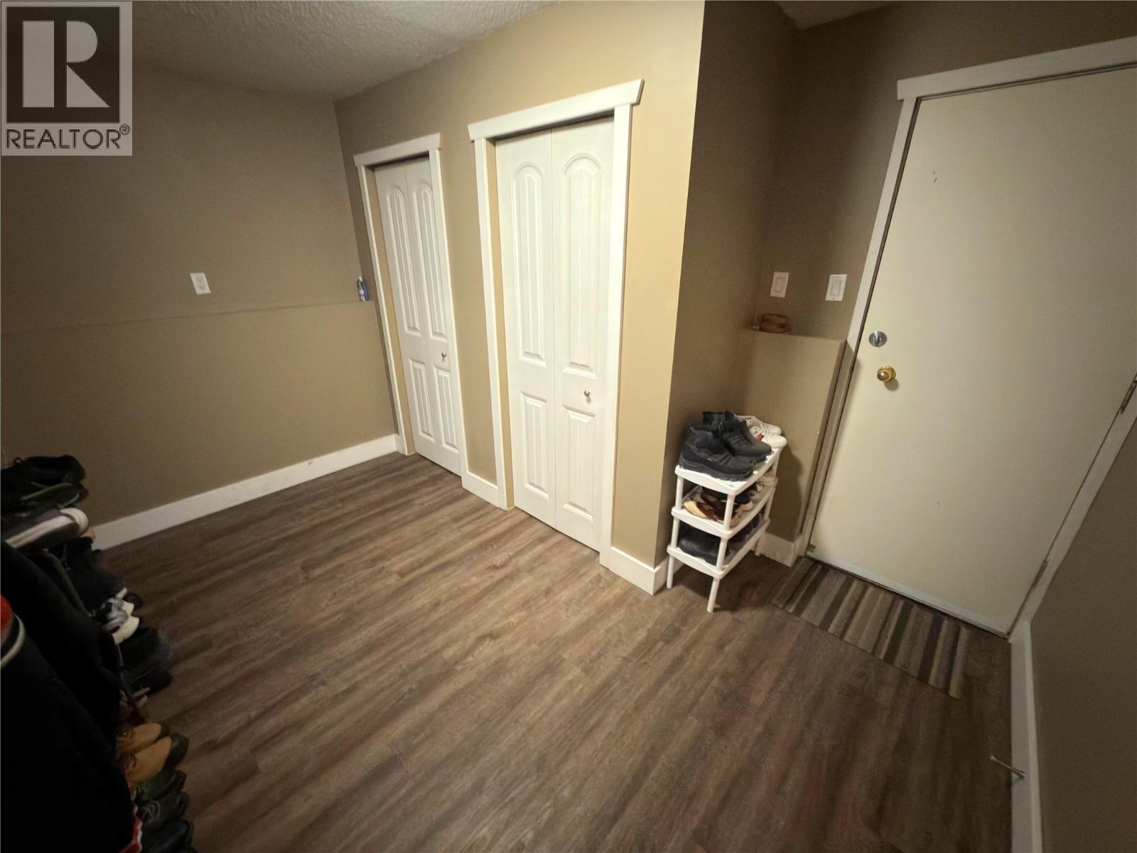 446 Corina Avenue - 32