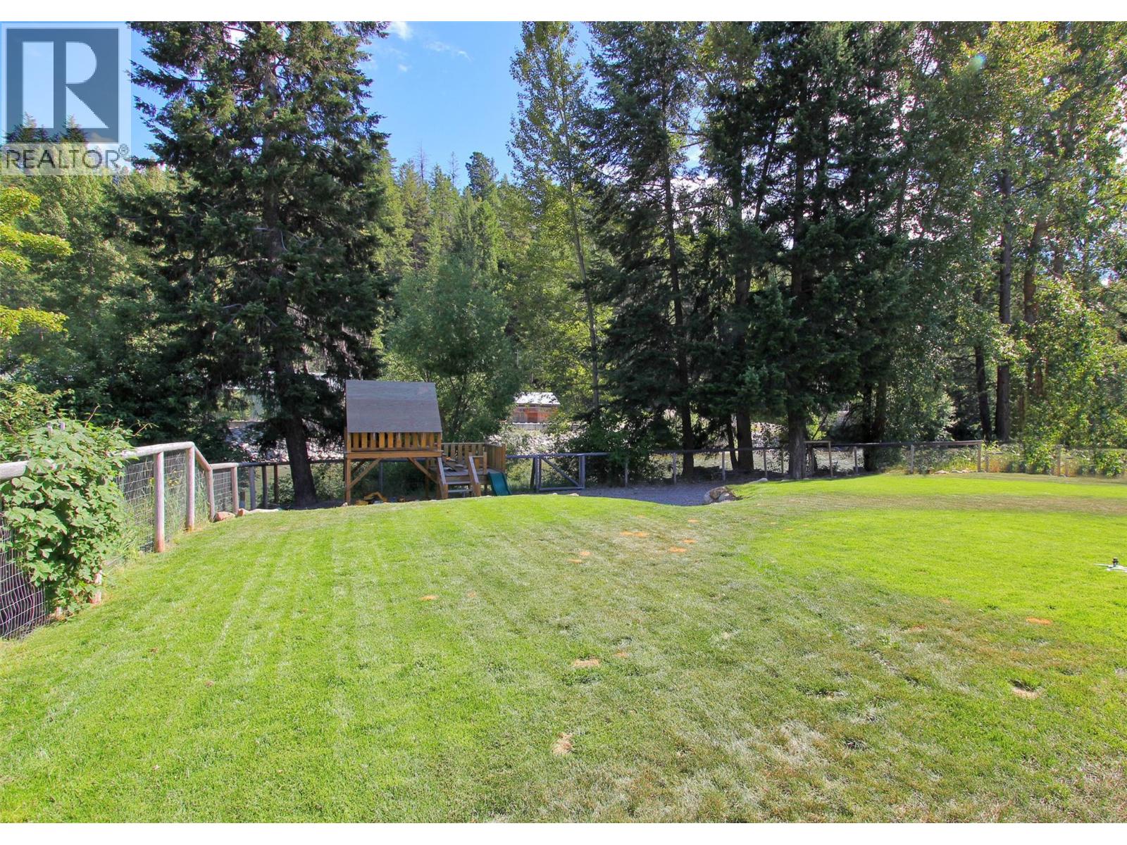 446 Corina Avenue - 41