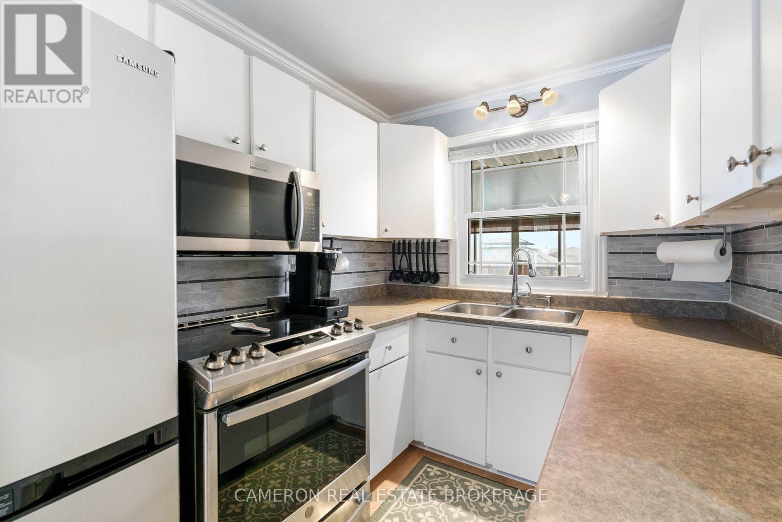 1513 FRANCES ANN AVENUE - 11