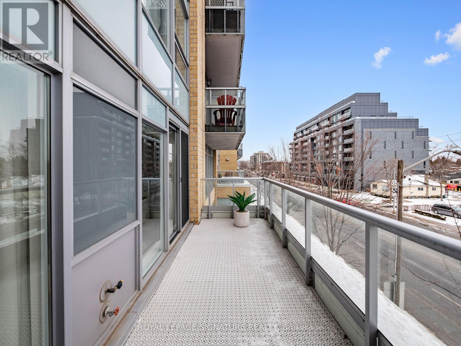 324 – 701 SHEPPARD AVENUE W, Toronto (Clanton Park), Ontario