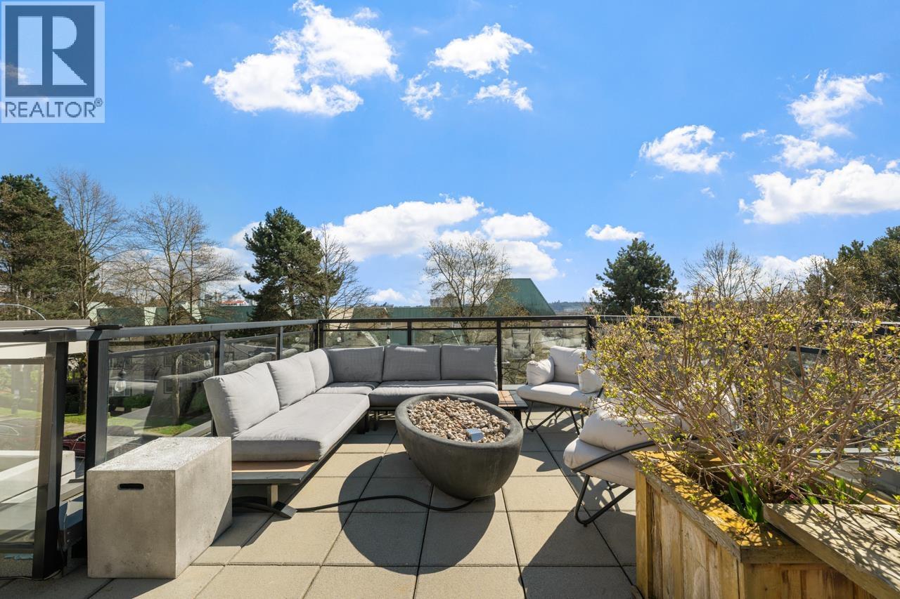 1307 CARIBOO STREET, New Westminster