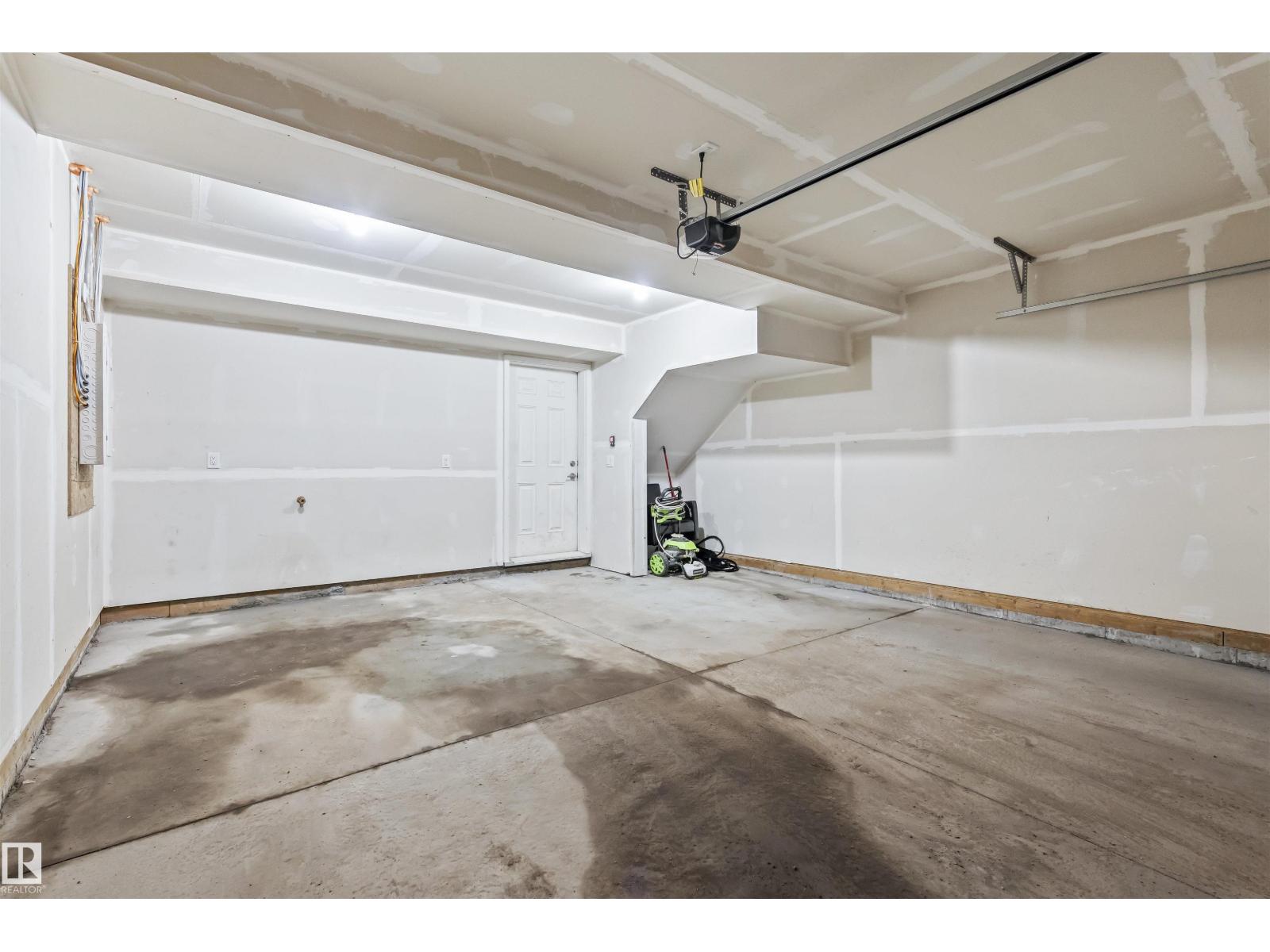 #80 11910 35 AV SW - 28