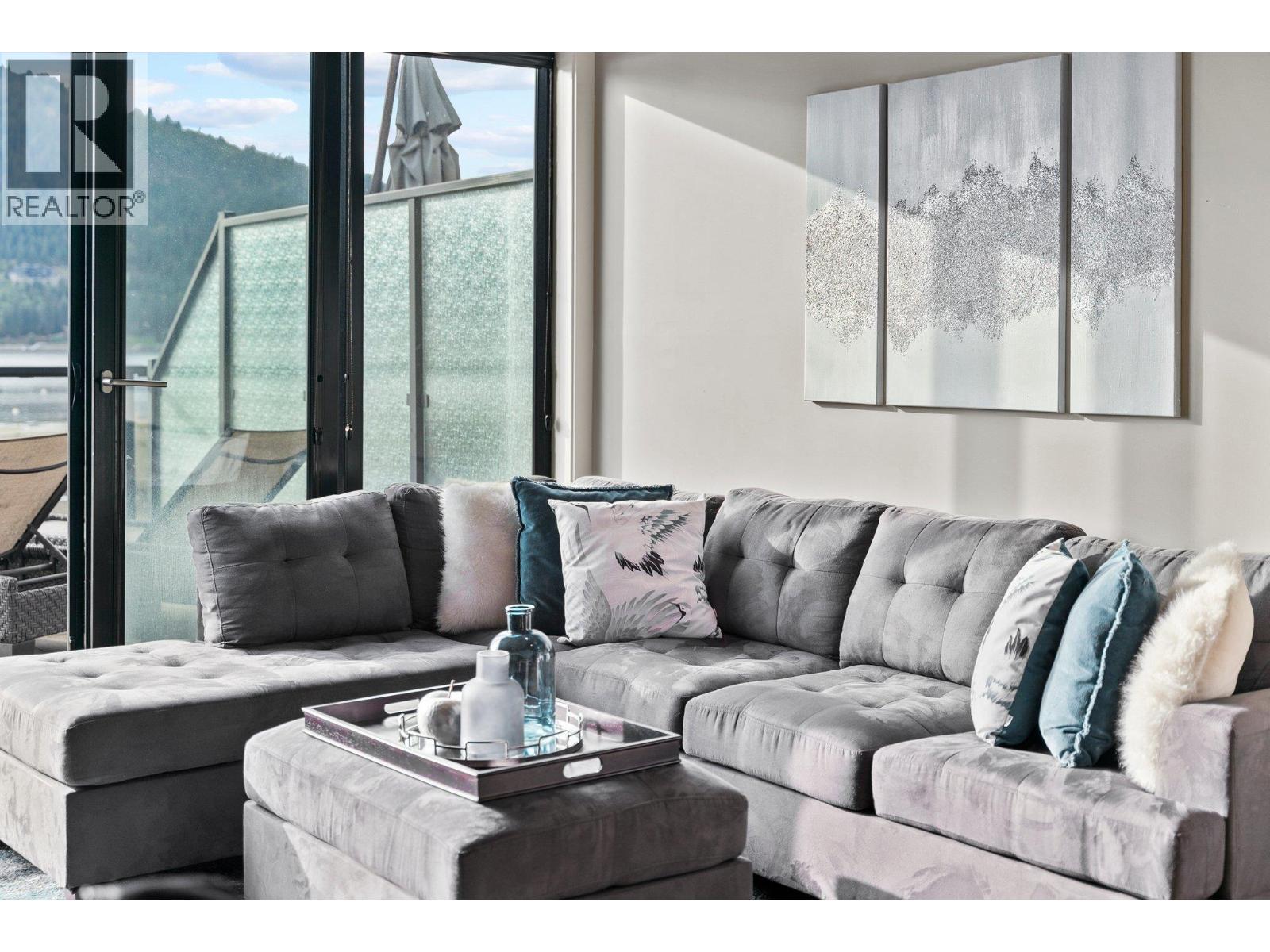 105 326 Mara Lake Lane, Sicamous