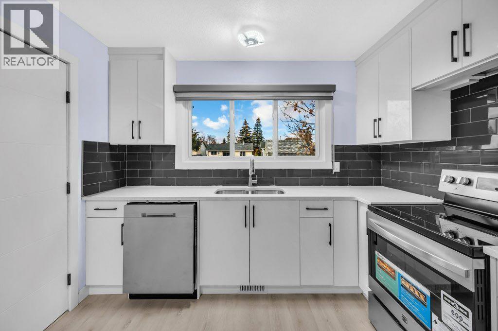 Single Family House Bungalow for Sale in  Falwood Way NE Falconridge Calgary 